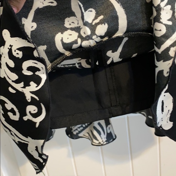 White House black market pencil skirt - Picture 4 of 4